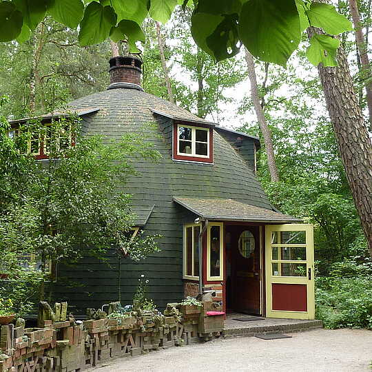 Haus in Form einer Käseglocke Käseglocke