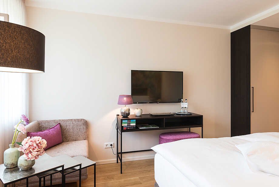 Zimmerkategorie Auszeit Blick zur Türe  - Hotel Munte am Stadtwald - Bremen - Ringhotels